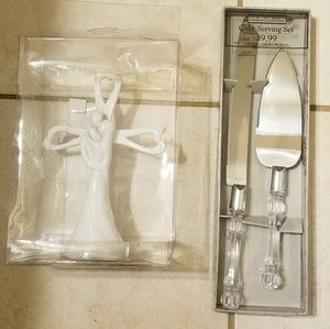 Wedding cake topper and knife with cake server